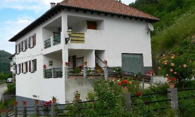 Ochagavia Casa | Casa Rural Mantxoalorra