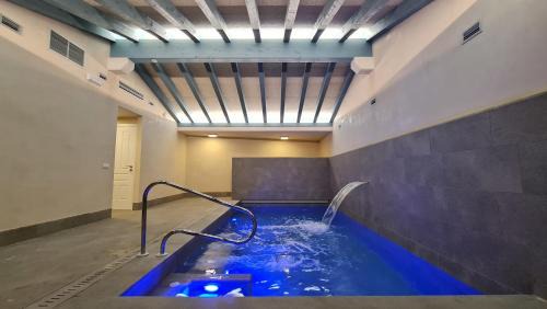 San Bartolome de Pinares Casa | Casa tio peguero - piscina spa