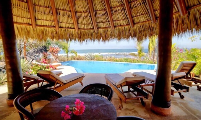 Troncones Casa | Casamar, beach front estate on Troncones Point