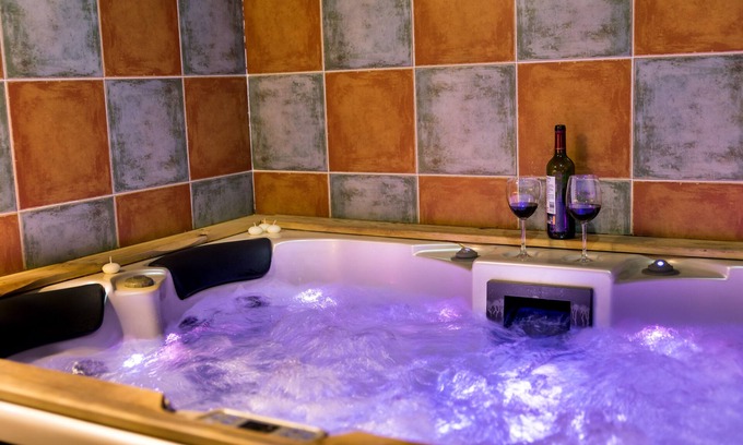 Cabezas Altas Cabaña | Calleja Rural= Calleja spa Jabata spa 2 a 4 per Canaleja hidrosauna 4 a 6