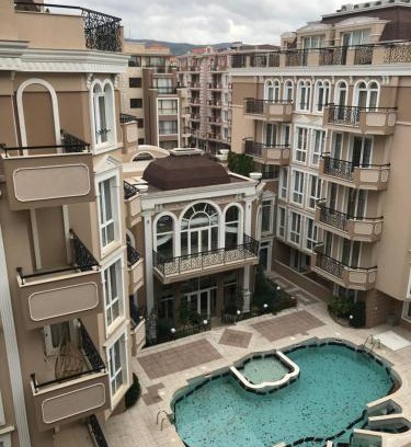 Chaika Apartamento | Cascadas Family Resort Complex entrance H apartment 20