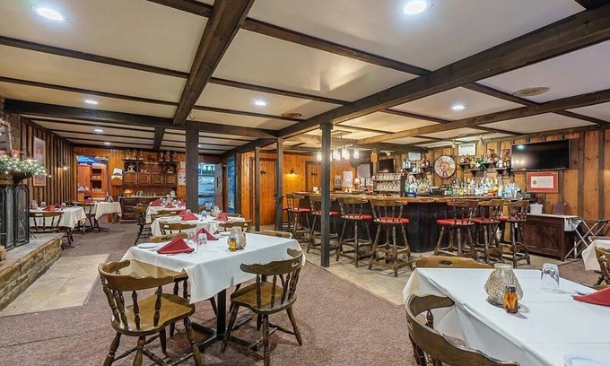 Lake Placid Hotel | Cascade Inn