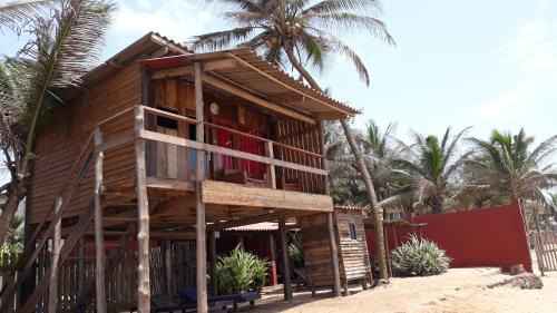 Lome Hotel | CASE de ROBINSON