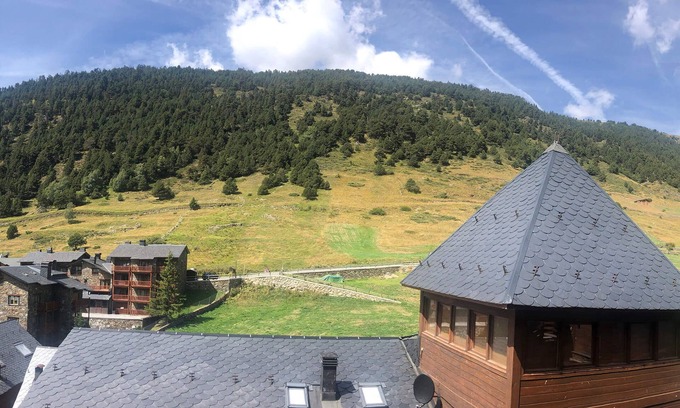 Soldeu Cabina | Casita de madera a Peu del Riu Incles. Sol y Nieve