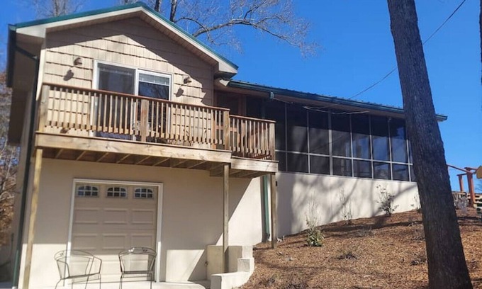 Rockwood Casa | Catfish Cove at Watts bar Lake