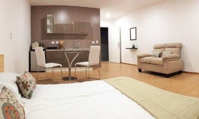 San Pedro Hotel | Cedar Cats Short Stay Apartments - Adults Only