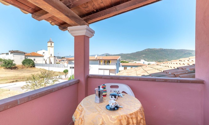 Torpe Apartamento | Apartamento céntrico con jardín, terraza y balcón; se admiten mascotas, aparcamiento disponible