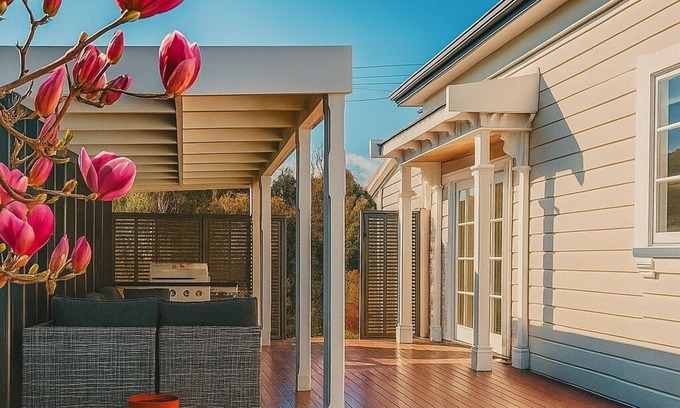 Blenheim Villa | Central Blenheim Villa