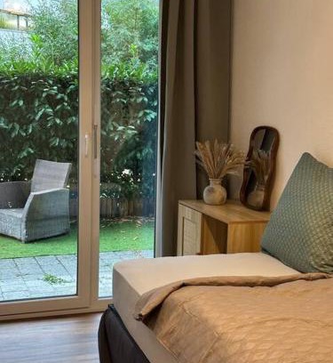 Gewerbeschule Apartamento | Central Hideaway Garden, Parking, Cinema,4,5rooms