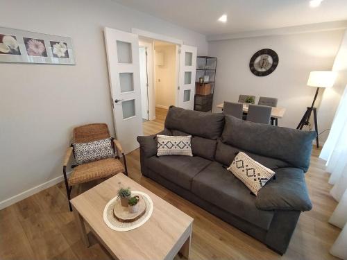 Aviles Apartamento | Centro nuevo con parking gratis LasMeanas