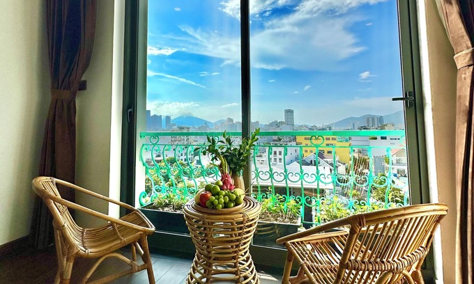 Son Tra Hotel | Century Hotel