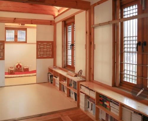 Jingwan-dong Cabina | Chaehyodang Hanok Stay