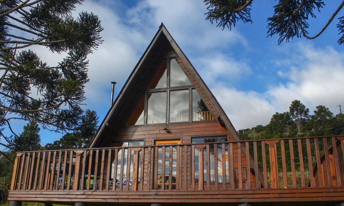 Vacas Gordas Chalet De Esquí | Chalé com lareira, Wi-Fi e churrasq em Urubici/SC