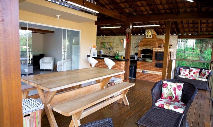 Vitor Hugo Chalet De Esquí | Chalé com lazer no Hotel Fazenda China Park ES