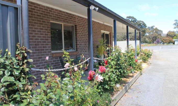 Ararat Hotel | Chalambar Motel