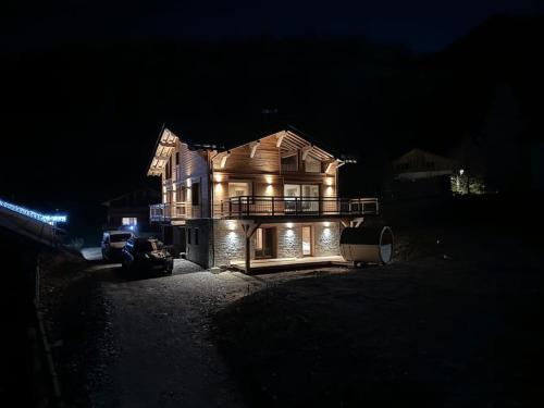 Nancroit Chalet De Esquí | CHALET BELLECOTE 1500 - 12 personnes PEISEY NANCROIX - LES ARCS - LA PLAGNE - PARADISKI