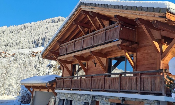 La Chapelle-d'Abondance Chalet De Esquí | CHALET 15 personas en la entrada a Chatel, con sauna, jacuzzi, sala de cine