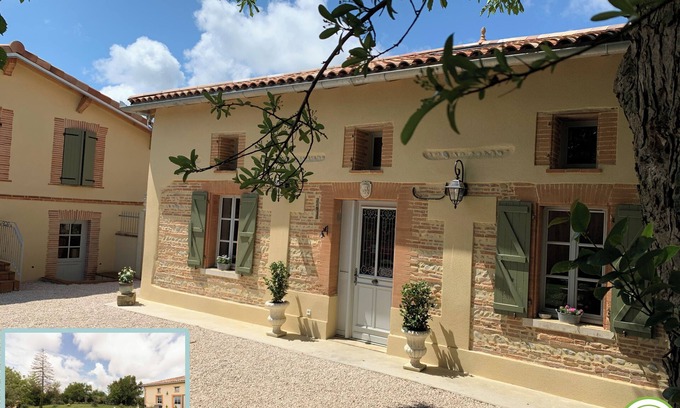 Sajas Cama Y Desayuno | Chambre D'hôtes Belle Vue - Piscine - Vue Panoramique - Cuisine et Salon Privés
