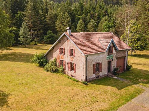 Bois-de-Champ Casa | Charmante maison forestière, 3 chambres, activités nature, proche Gérardmer et Epinal. - FR-1-589-636