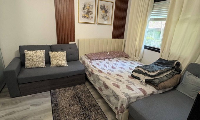 Patiala Casa | Charming 1-bedroom house with AC, WiFi in peaceful Patiala