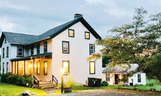 Slatington Otro | Charming 1800s Historic Stone Farmhouse on 4.5 lush acres