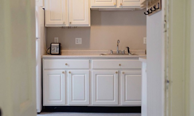 East End Apartamento | Charming 2-bedroom apartment with AC, WiFi in fabulous Portland