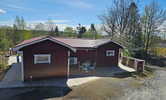 Ammeberg Casa | Charming 2-bedroom house with 6 beds , free WiFi near Vättern in Åmmeberg