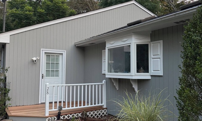 Southampton Casa | Charming 2-bedroom house with WiFi and AC in wonderful Southampton