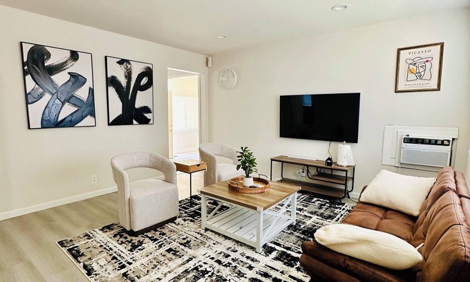 San Jose Casa | Charming 3-bedroom house in San Jose with WiFi and AC