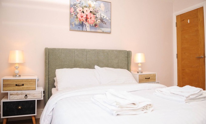 Perry Vale Apartamento | Charming 5* 2 large Bedrooms, 2 Baths with Private Garden Apartment