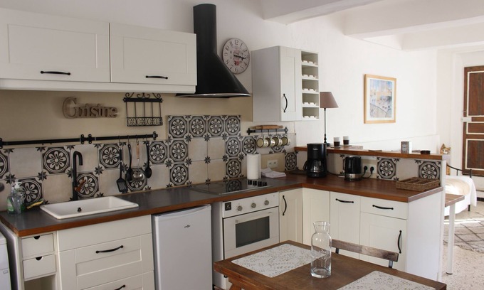 Puyloubier Apartamento | Encantador apartamento a los pies de La Sainte-Victoire, a 20 minutos de Aix en Provence