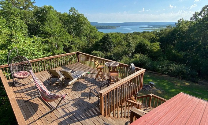 Higden Cabina | Charming Cabin! Minutes to Greers Ferry lake and Sugarloaf!