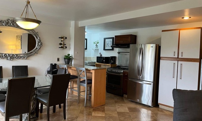 Tijuana Condominio | Charming, elegant cozy 1-bedroom condo in amazing Tijuana with AC main Blvd SAFE