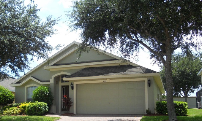 Marbella Casa | Charming Family Villa in Marbella North 4BR / 2BA