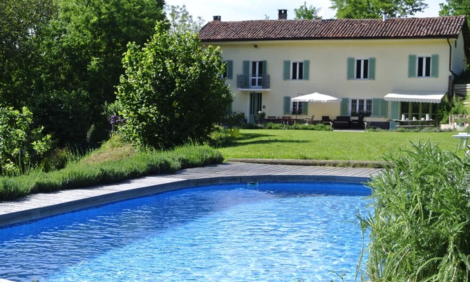 Belveglio Casa | Casa rural con encanto escondite con piscina cerca de Asti