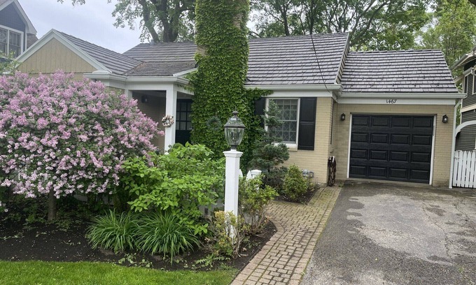 Lake Forest Casa | Charming home near Lake Michigan, bike paths, and high school