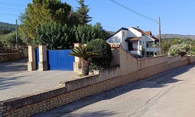 Ontinyent Casa | Encantador ático en Ontinyent, para familias o trabajo.