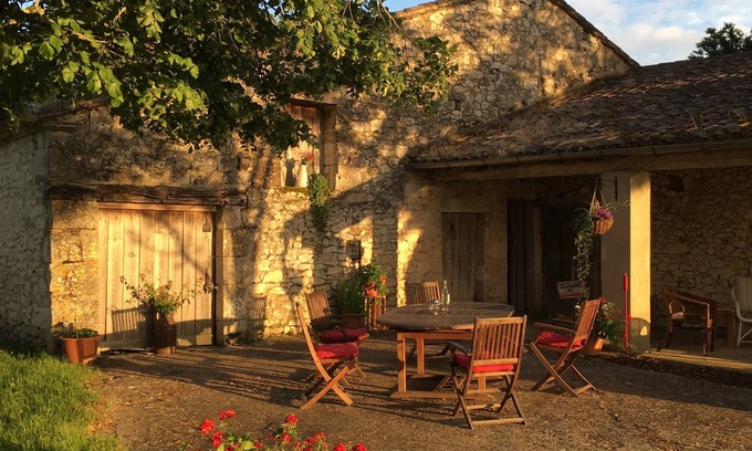 Castillonnes Casa | Encantadora granja renovada cerca de la ciudad