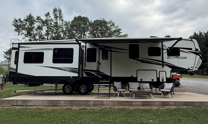 Columbus Casa | Charming RV with AC in Columbus for a cozy getaway