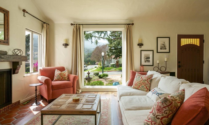 Glendale Casa | Charming Spanish 3 Bedroom 2 Bathroom Home in Glendale