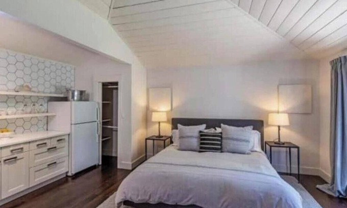 Old Palo Alto Cabaña | Charming studio in old Palo Alto