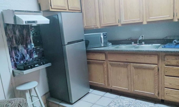 Ensenada Apartamento | Charming studio in quaint Ensenada with WiFi, fitness room