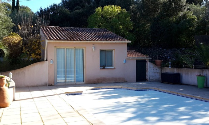 Le Beausset Apartamento | Charming vacation studio