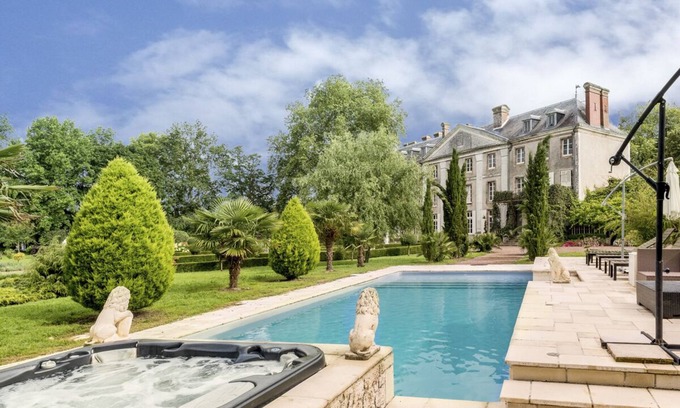 Trementines Otro | Chateau De La Porte - Nueve Habitaciones , Capacidad 17