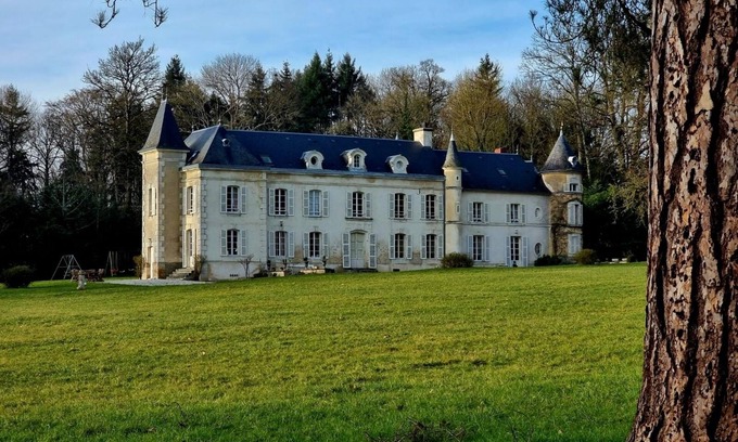 Courgeout Otro | Chateau du Perche, casa rural grande, en un parque arbolado, cerca de la ciudad y servicios