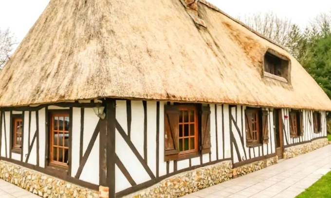 Paroisse Notre-Dame-des-Vallons Casa | Chaumière au Coeur de la Campagne, Barbecue, Jardin,