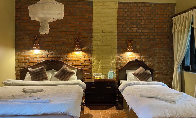 Sauraha Hotel | Chautari Garden Resort