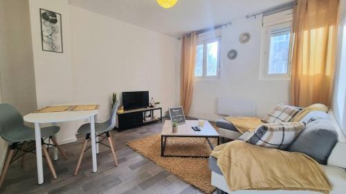Cote Est Soquence Apartamento | Chez K&D T2 Jaune Le Havre