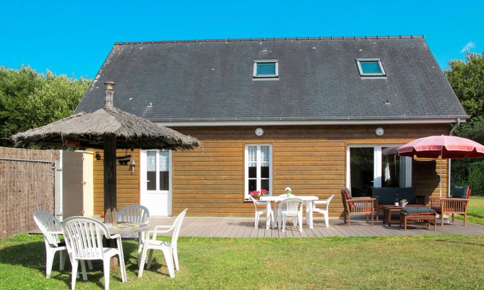 Saint-Laurent-sur-Mer Casa | Chez Laurette by Interhome