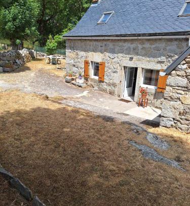 Recoules-d'Aubrac Casa | Chez Louise et Léon